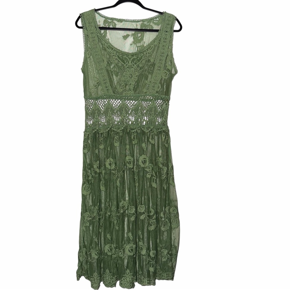 Elegant Green Lace Dress